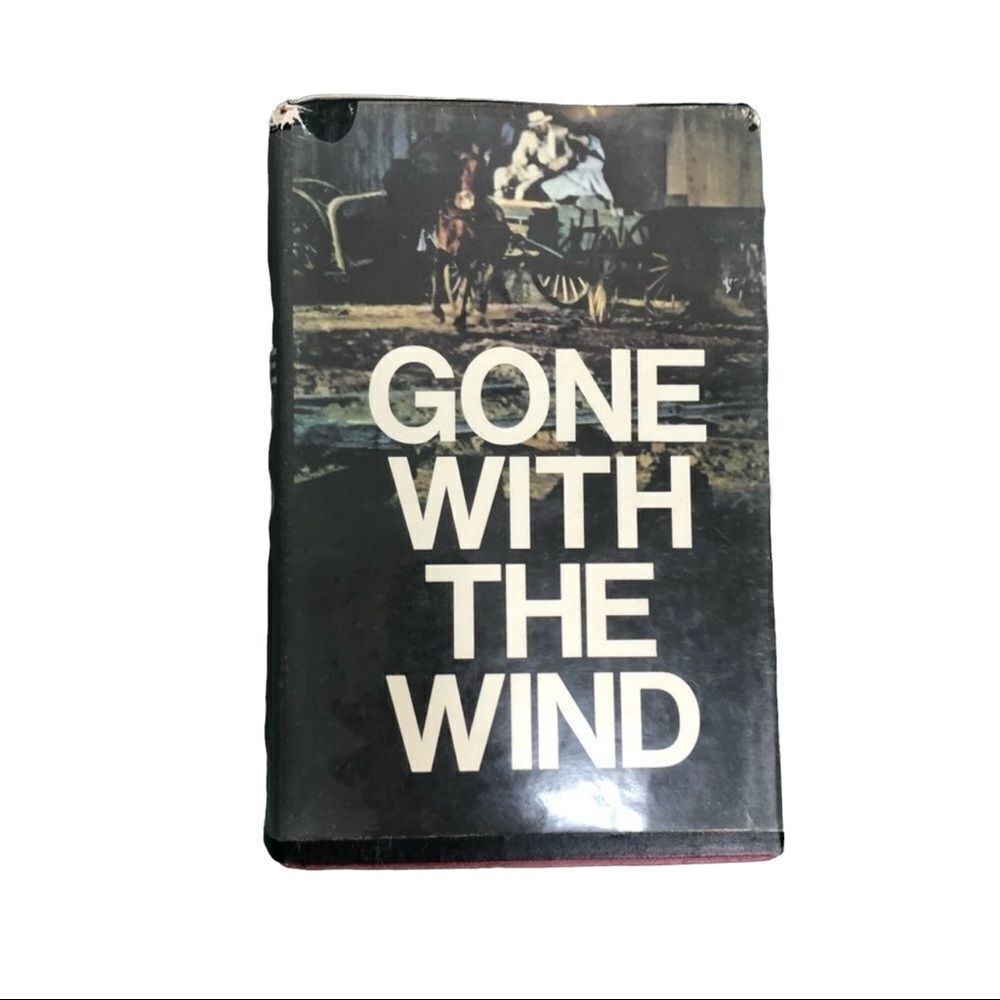 Vintage 1960s Gone With The Wind Book